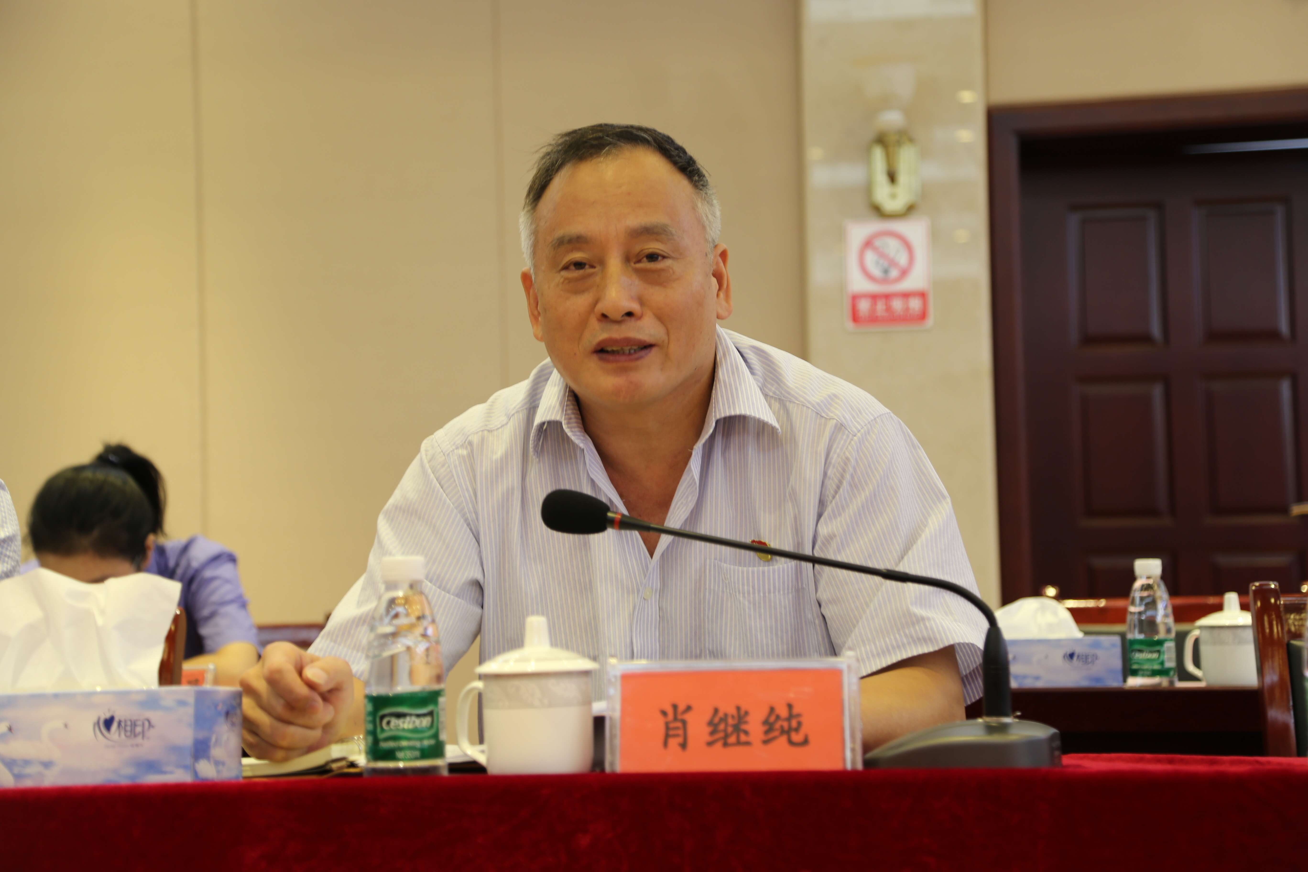 首页 检察动态对做好下一步侦查监督工作,严荣华强调,要进一步分析