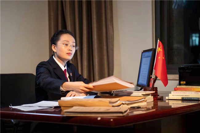 ��ɺ���Ƚ�ˮʩ�ʣ�Ҳ�޼���֦